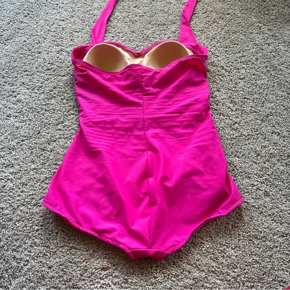 Catalina Suddenly Slim Hot Pink Slimming One Piece Swimsuit Size Medium 8-10 - Picture 5 of 9